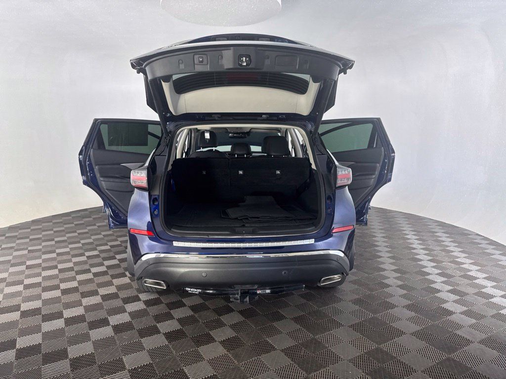Used 2023 Nissan Murano SL w/ SL Moonroof Package FWD image 17