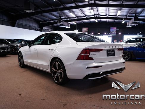 Used 2024 Volvo S60 B5 Ultimate image 5