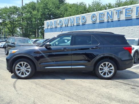 Certified 2024 Ford Explorer XLT w/ Equipment Group 202A AWD/4WD image 7