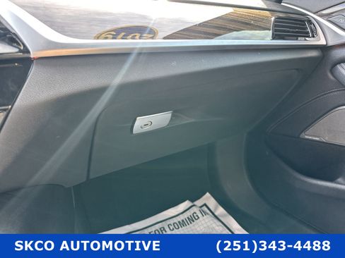 Used 2019 BMW 530i w/ Convenience Package image 24