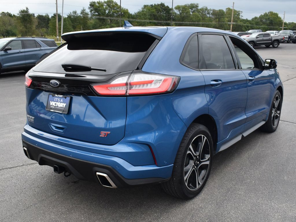 Used 2019 Ford Edge ST w/ Equipment Group 401A AWD/4WD image 16