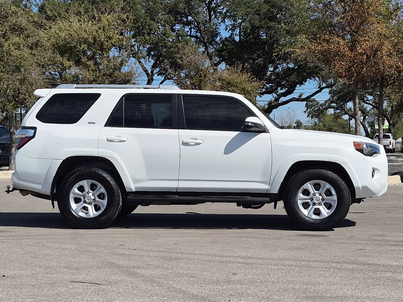 Used 2018 Toyota 4Runner SR5 Premium RWD image 6