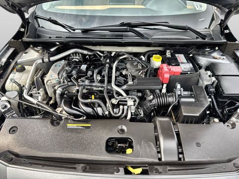 Used 2023 Nissan Sentra SV w/ SV Premium Package FWD image 21