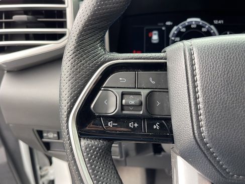 Used 2024 Toyota Sequoia Platinum image 23