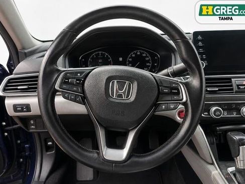 Used 2018 Honda Accord Touring image 15