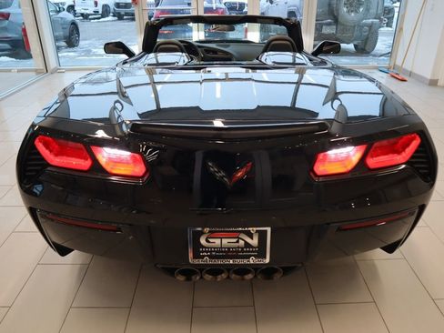 Used 2016 Chevrolet Corvette Stingray w/ Carbon Flash Badge Package image 5