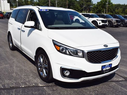 Used 2016 Kia Sedona SX Limited FWD image 16
