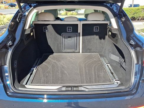 Used 2020 Maserati Levante S GranLusso image 31