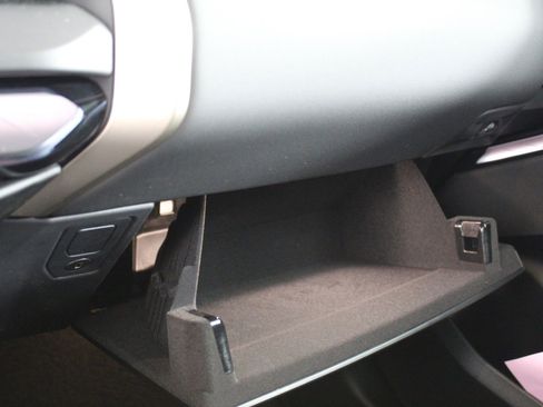 Used 2025 BMW X3 xDrive30i w/ Premium Package image 31