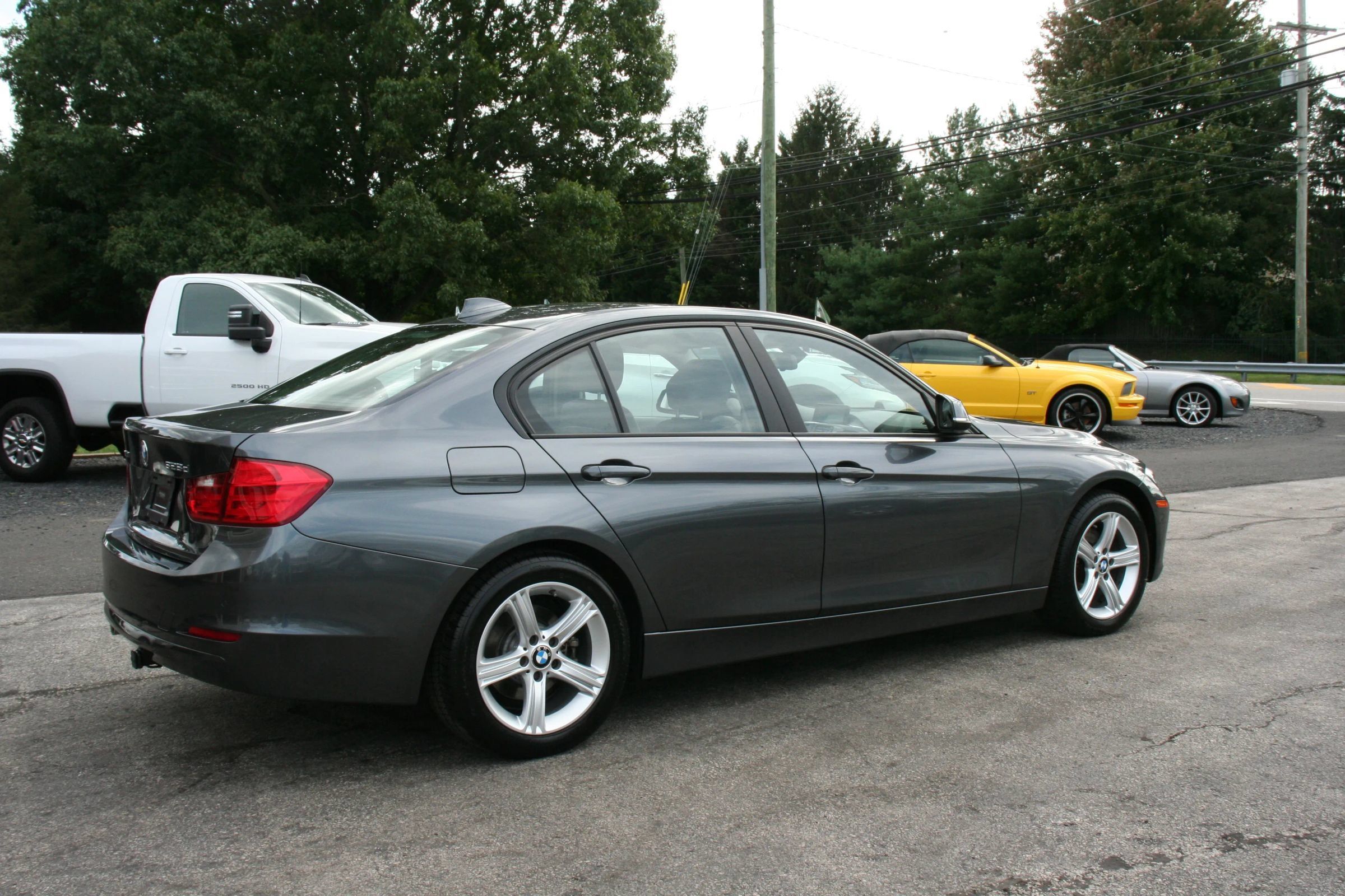 Used 2014 BMW 328d xDrive Sedan AWD/4WD image 2