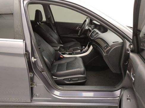 Used 2016 Honda Accord EX-L image 21