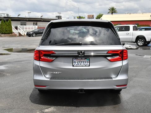 Used 2023 Honda Odyssey EX-L image 7