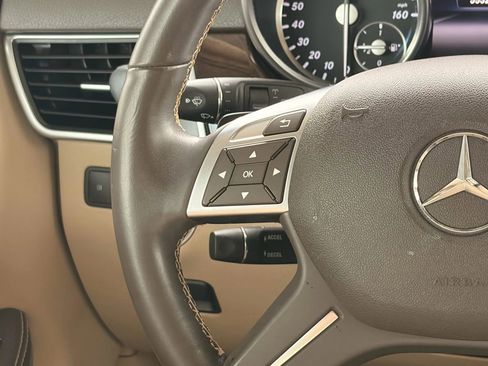 Used 2014 Mercedes-Benz GL 450 4MATIC image 36