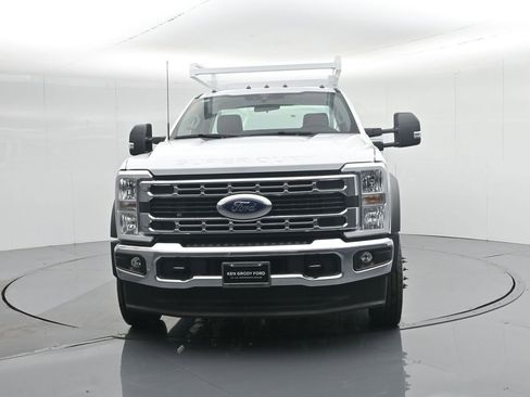 New 2025 Ford F450 XL w/ XL Chrome Package image 60