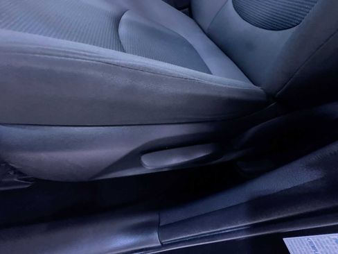 Used 2023 Toyota RAV4 LE image 13