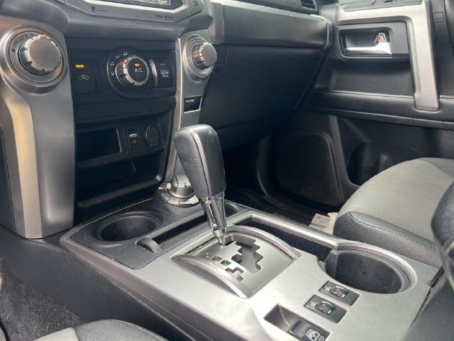 Used 2018 Toyota 4Runner SR5 Premium AWD/4WD image 19