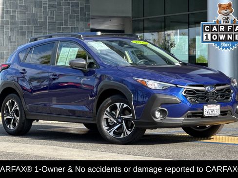 Used 2025 Subaru Crosstrek 2.5i Premium AWD/4WD image 2