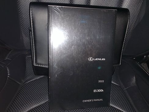 Used 2022 Lexus ES 300h F Sport image 33