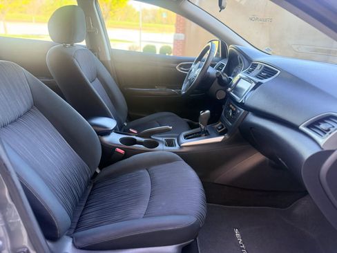 Used 2019 Nissan Sentra SV image 24