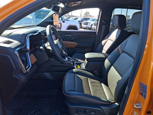 Used 2026 GMC Canyon AT4 w/ AT4 Premium Package image 16