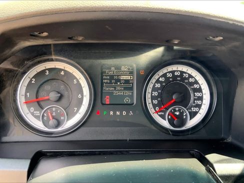 Used 2014 RAM 1500 Express AWD/4WD image 25