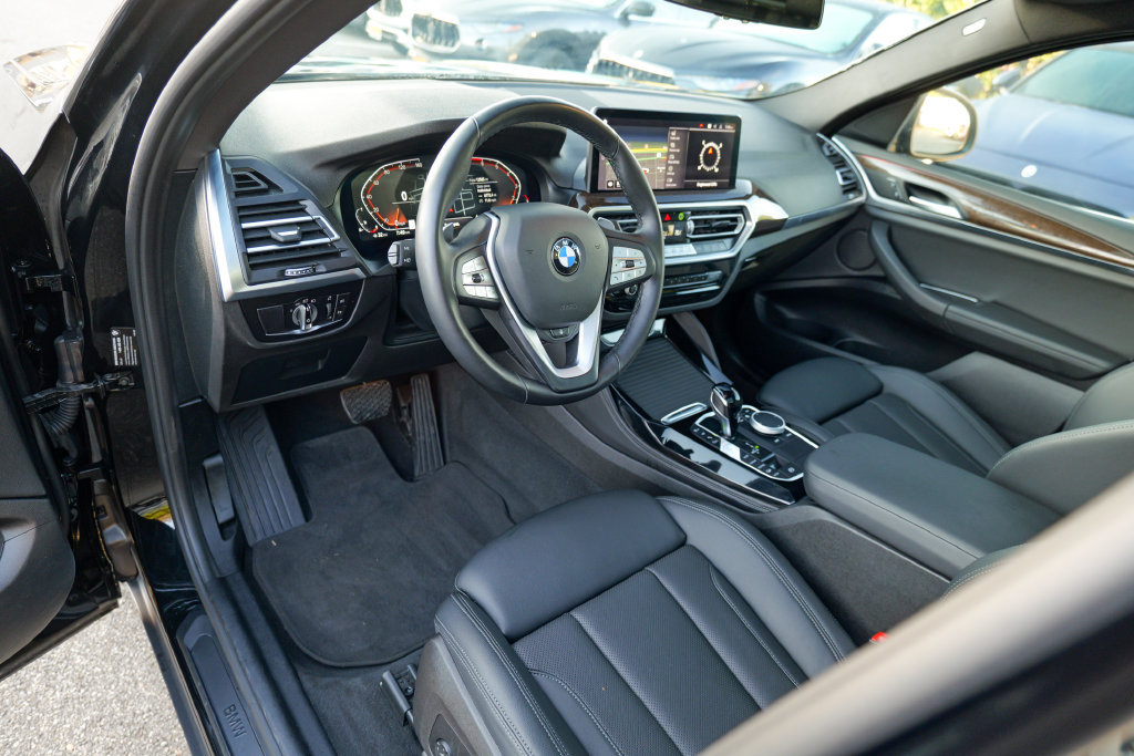 Used 2023 BMW X4 xDrive30i w/ Premium Package AWD/4WD image 17