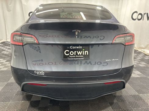 Used 2020 Tesla Model Y Long Range image 8