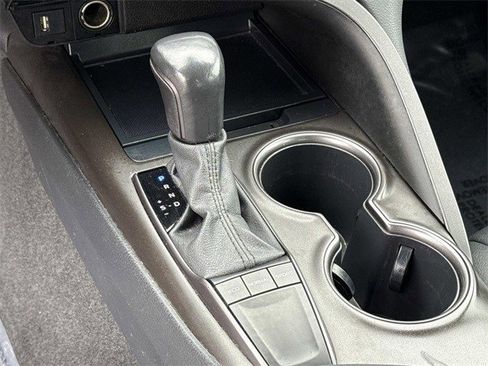 Used 2023 Toyota Camry SE image 22