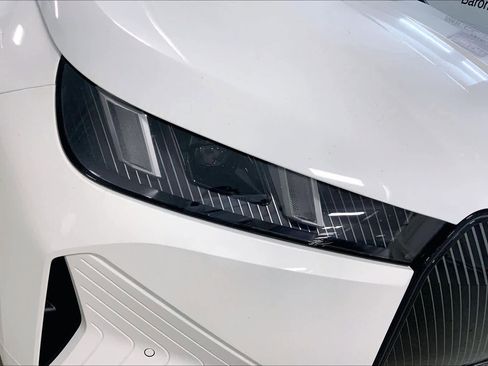 New 2026 BMW iX xDrive60 image 13