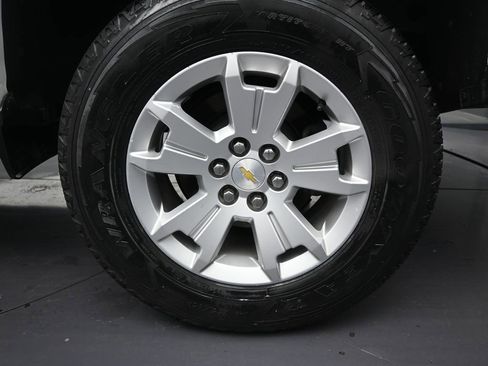 Used 2021 Chevrolet Colorado LT w/ Fleet Safety Package image 10