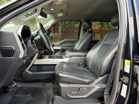 Used 2019 Ford F250 Lariat w/ Lariat Ultimate Package AWD/4WD image 19