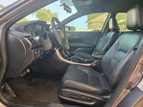 Used 2017 Honda Accord Sport Special Edition image 10