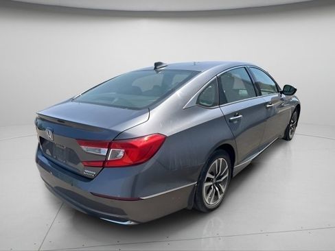 Used 2019 Honda Accord Touring image 6