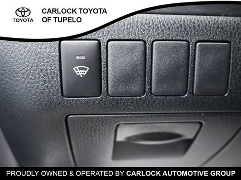 Used 2019 Toyota Highlander LE FWD image 20