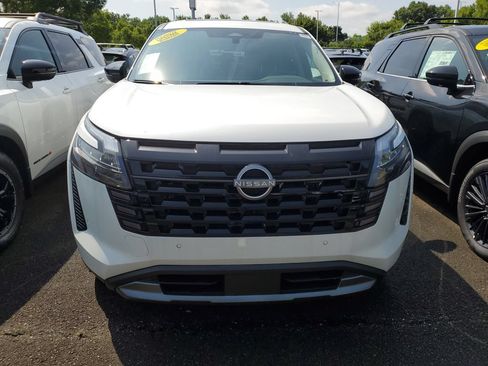 New 2026 Nissan Pathfinder SL w/ SL Premium Package AWD/4WD image 34