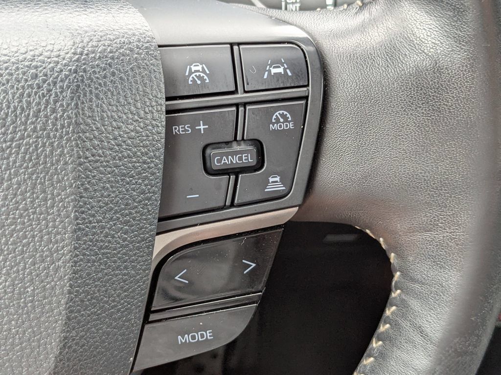 Certified 2025 Toyota Camry SE FWD image 22