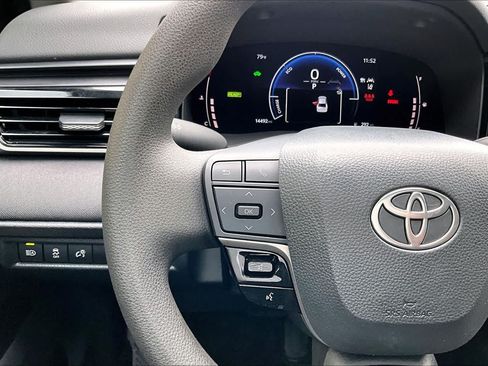 Used 2025 Toyota Camry LE FWD image 24
