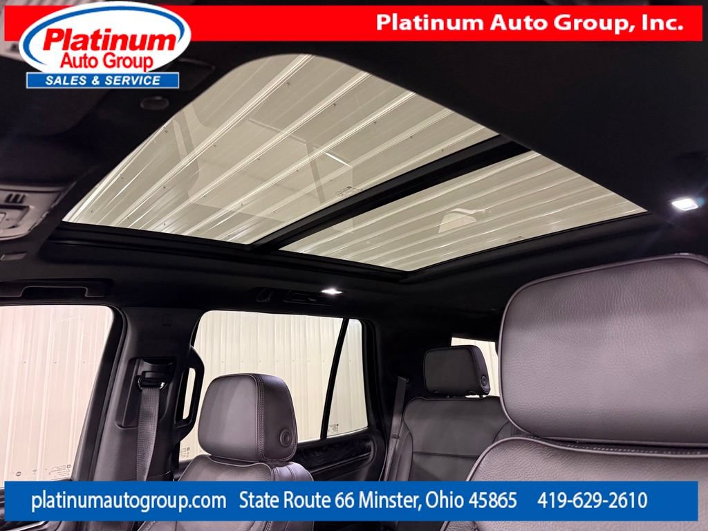 Used 2021 GMC Yukon Denali w/ Denali Premium Package AWD/4WD image 14