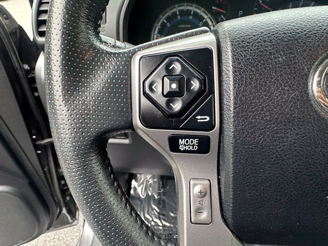 Used 2018 Toyota 4Runner Limited AWD/4WD image 34