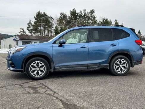 Certified 2024 Subaru Forester Premium image 6