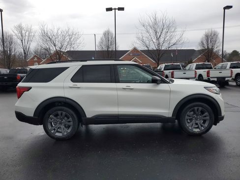 New 2026 Ford Explorer Active image 42