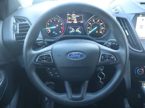 Used 2017 Ford Escape SE w/ Equipment Group 201A image 12