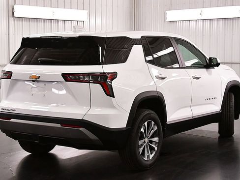 New 2026 Chevrolet Equinox LT AWD/4WD image 7