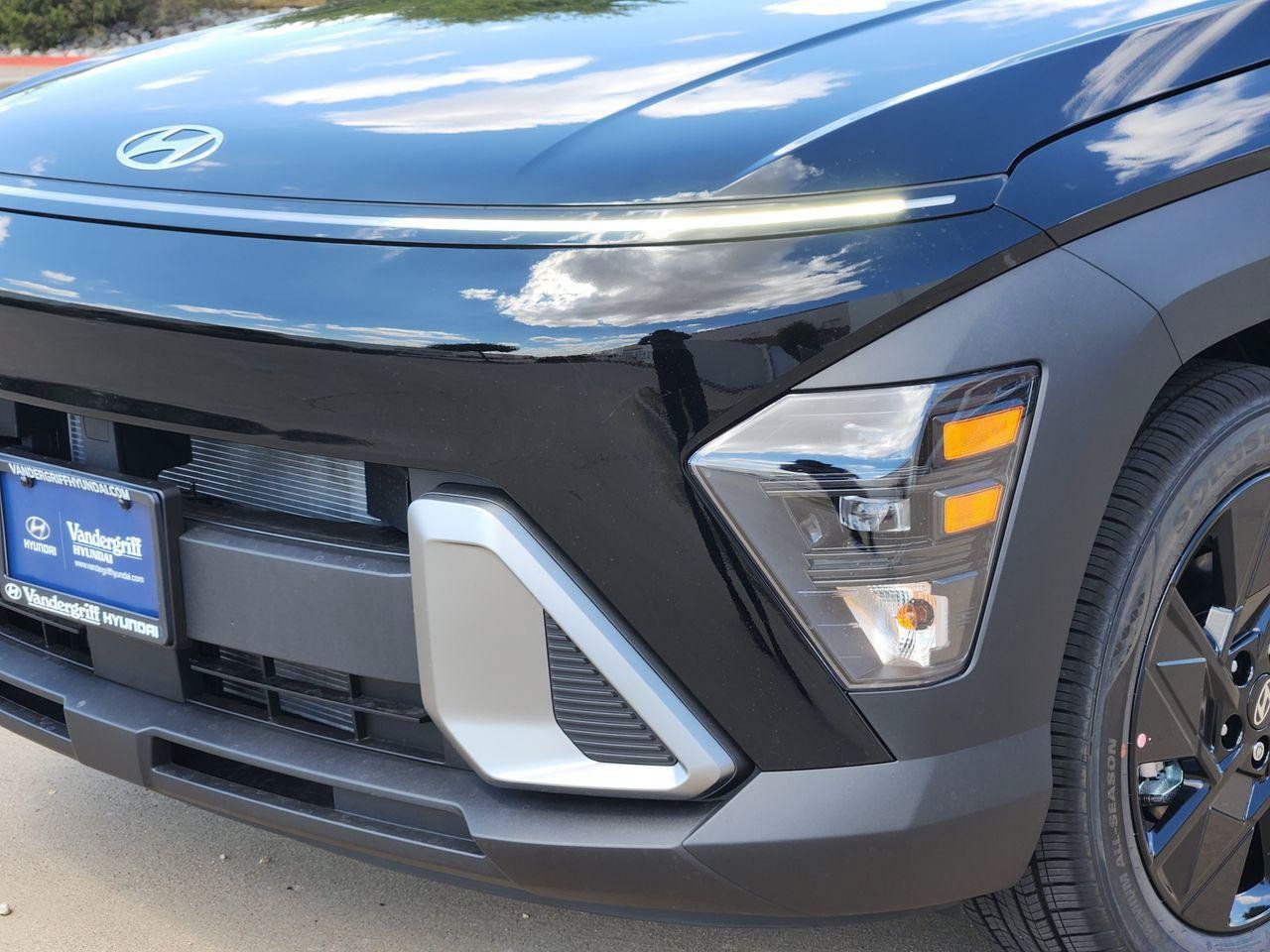 New 2027 Hyundai Kona SEL Sport FWD image 6