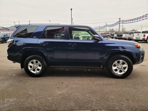 Used 2018 Toyota 4Runner SR5 image 23