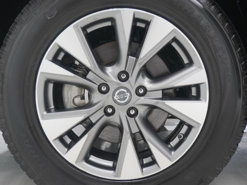 Used 2016 Nissan Murano SV FWD image 25