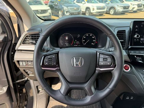 Used 2025 Honda Odyssey EX-L image 13