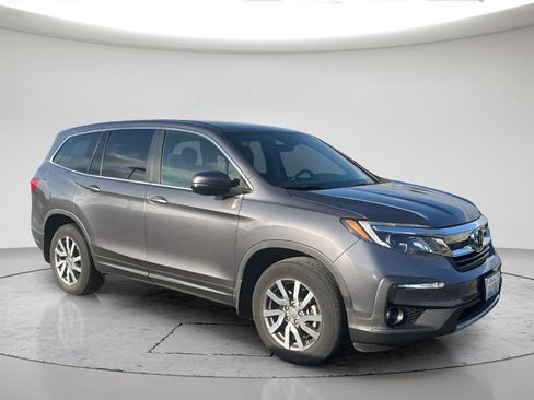 Used 2021 Honda Pilot EX image 2