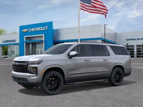 New 2026 Chevrolet Suburban RST AWD/4WD image 2