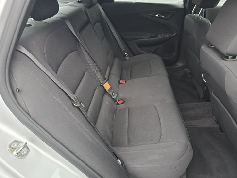 Used 2022 Chevrolet Malibu LT FWD image 23